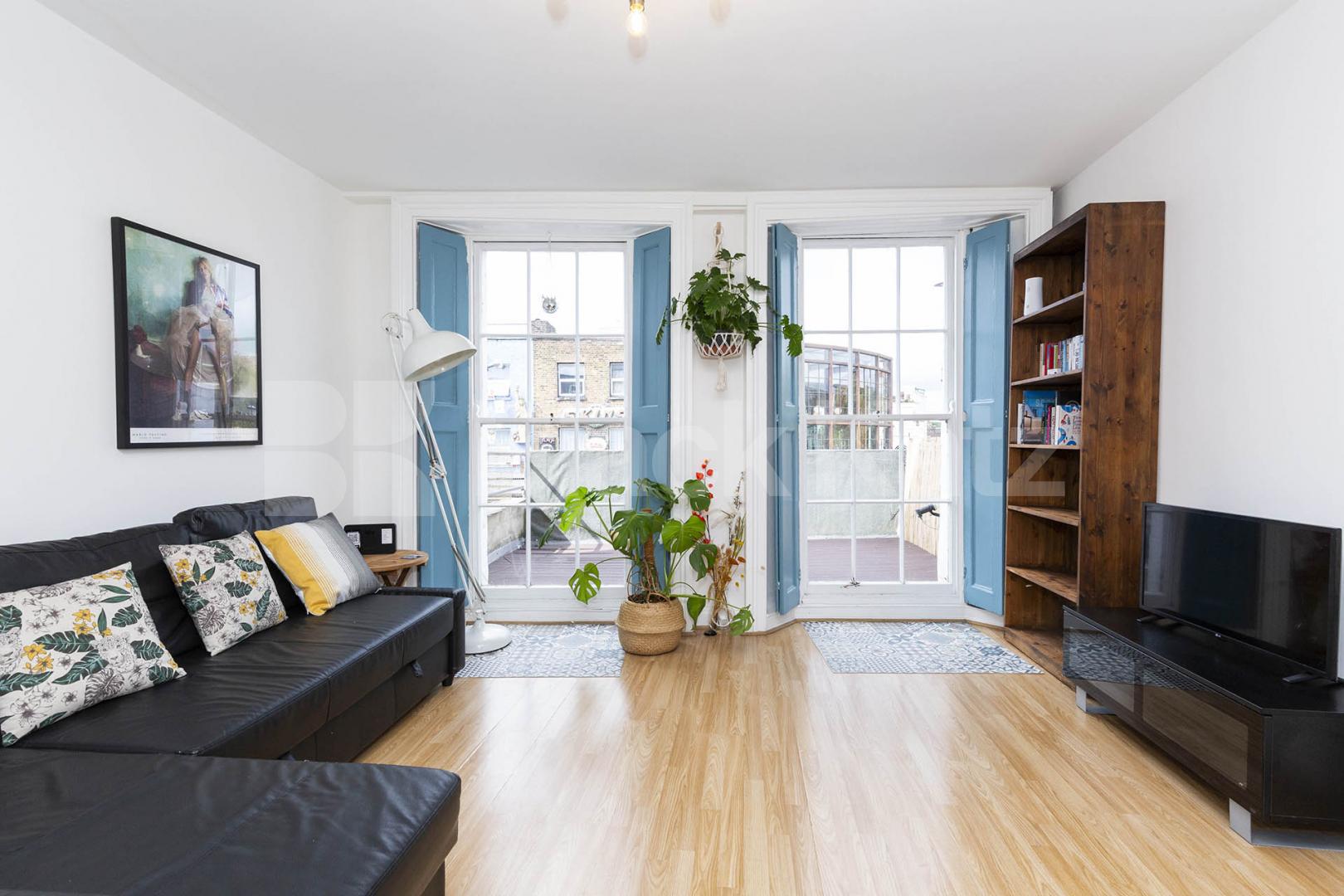 Spacious two double bedroom property with a large canal facing roof terrace  Camden High Street, Camden